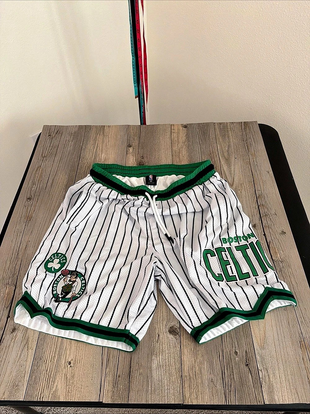 NBA Boston Celtics Basketball Shorts Pinstripes Embroidered Patches Men’s Large